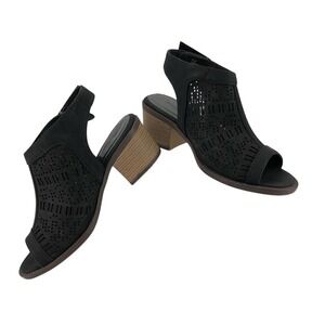 Avenue Cloudwalkers‎ Harper Shootie Black Faux Leather Perforated Sz 8.5W